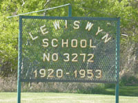 LEWISWYN School District # 3272, 1920-1953, SE corner of the SE quarter of section 25 Tsp 29 Rge 19 W of the 2 Meridian, Near Raymore, Province of Saskatchewan, and Lewiswyn post office SE 14-29-19-W2,